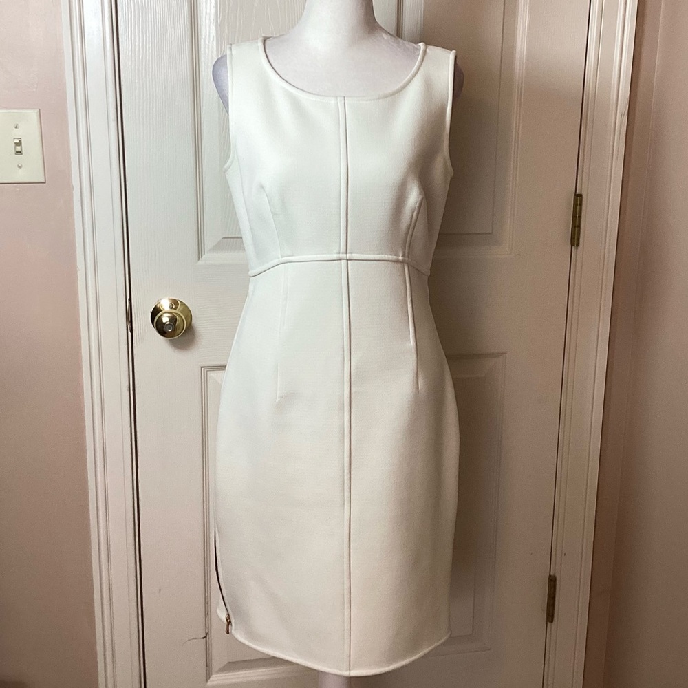MILLY Sleeveless Zippered Sheath Dress in Cream - Size 6